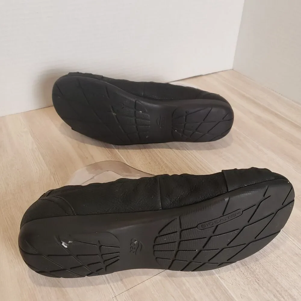 Abeo Tabitha Black Leather Flats Women’s Size 8N Comfort Slip-On Buckle Detail